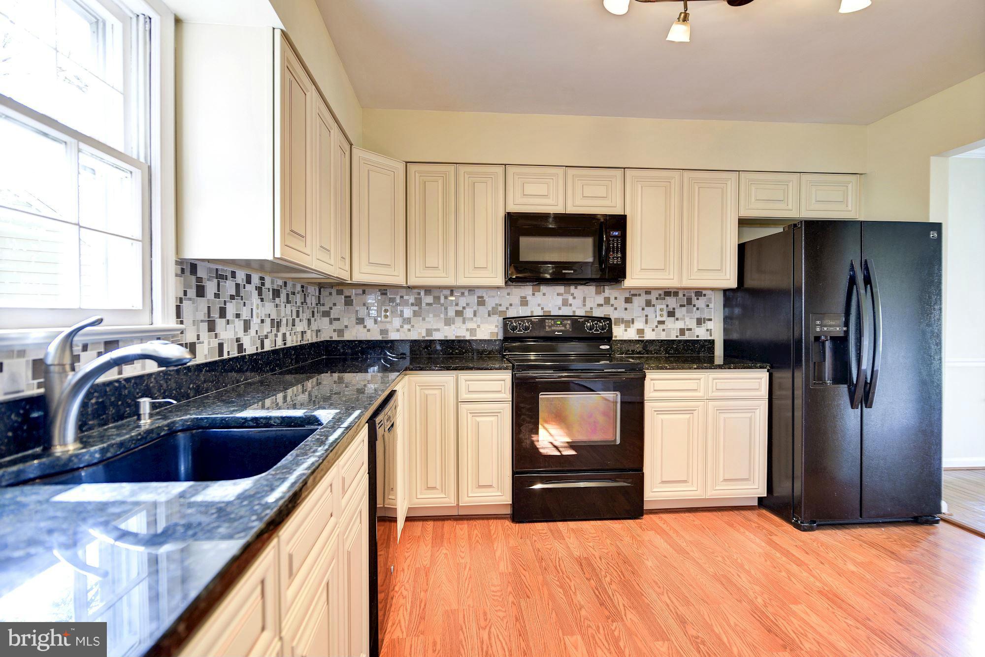 14504 Sandy Ridge Road Silver Spring, MD 20905 - Photo 8 of 30 Kitchen