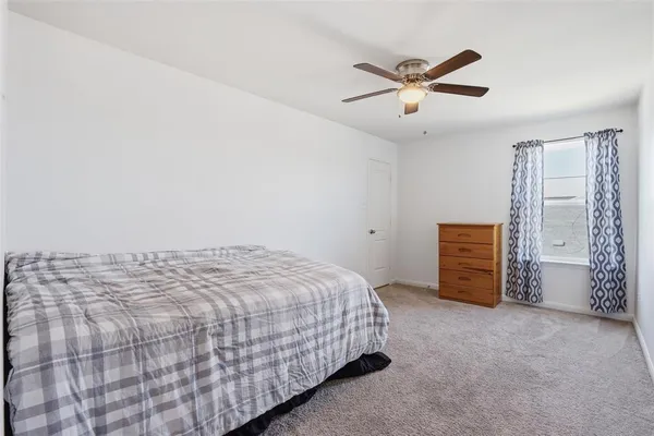 $358,900 | 158 Kennedy Drive, Venus, TX 76084