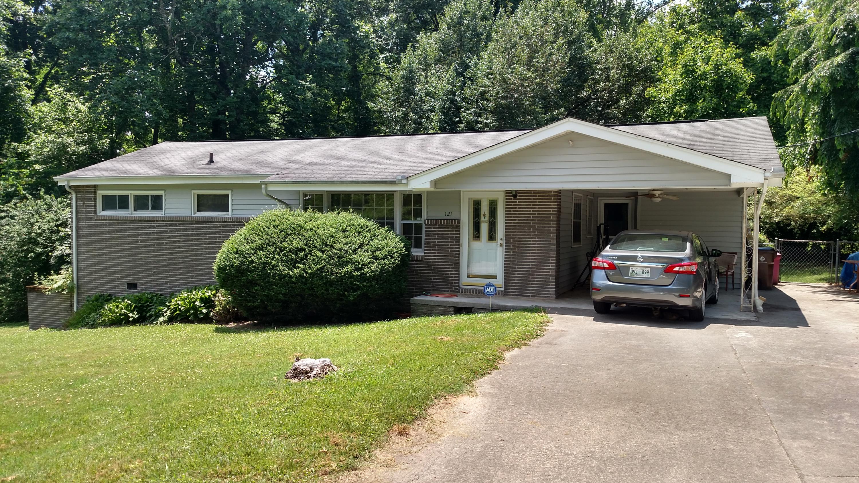 121 Wayside Road Oak Ridge, TN 37830 - Photo 1 of 12 IMG_20160603_135803442_HDR
