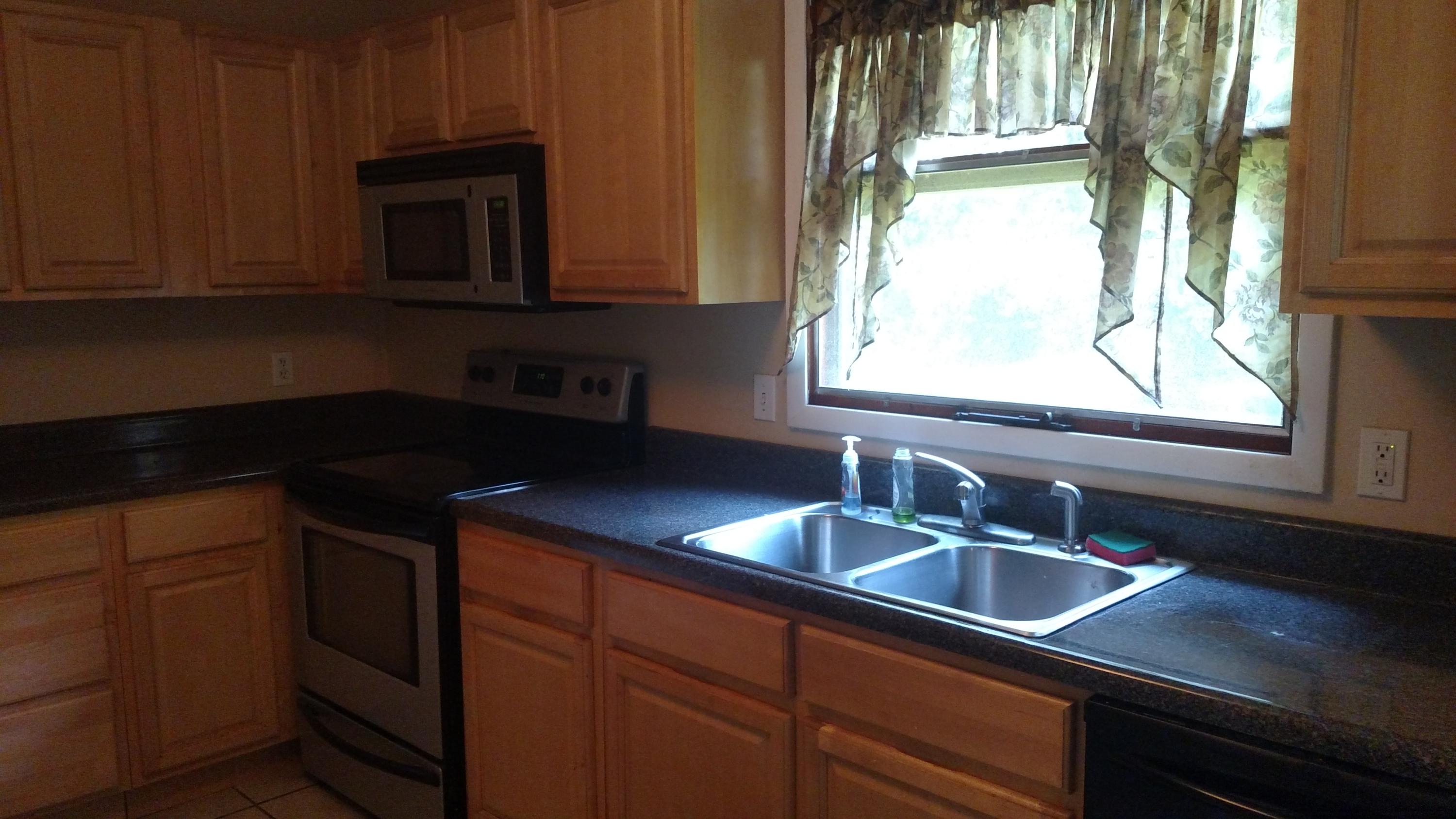 121 Wayside Road Oak Ridge, TN 37830 - Photo 3 of 12 IMG_20160613_131258366