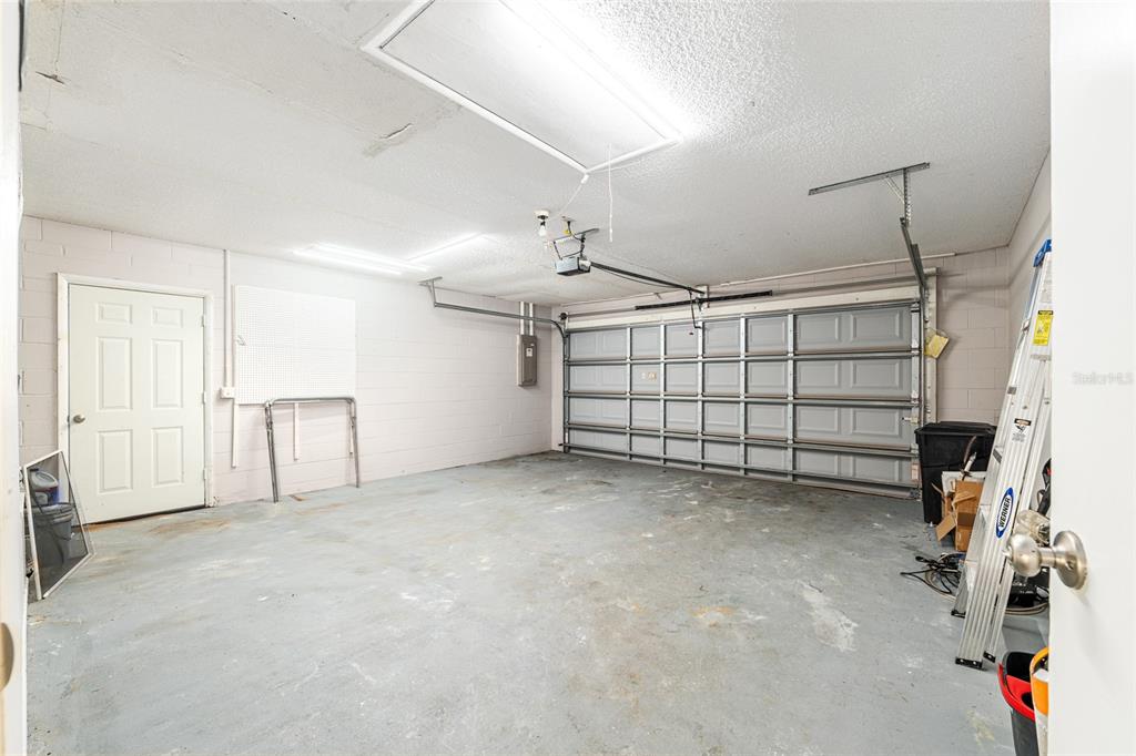 21 Pecan Course Circle Ocala, FL 34472 - Photo 36 of 46 a view of a garage