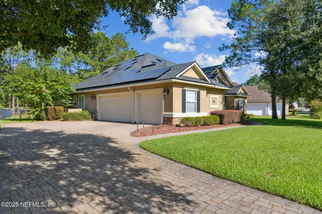 $585,000 | 1372 Eagle Crossing Drive, Orange Park, FL 32065