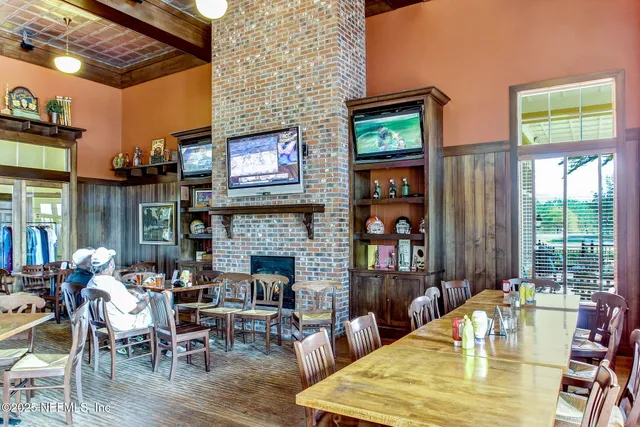 $585,000 | 1372 Eagle Crossing Drive, Orange Park, FL 32065