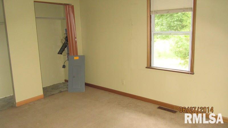 40 Pond Road Vienna, IL 62995 - Photo 7 of 8