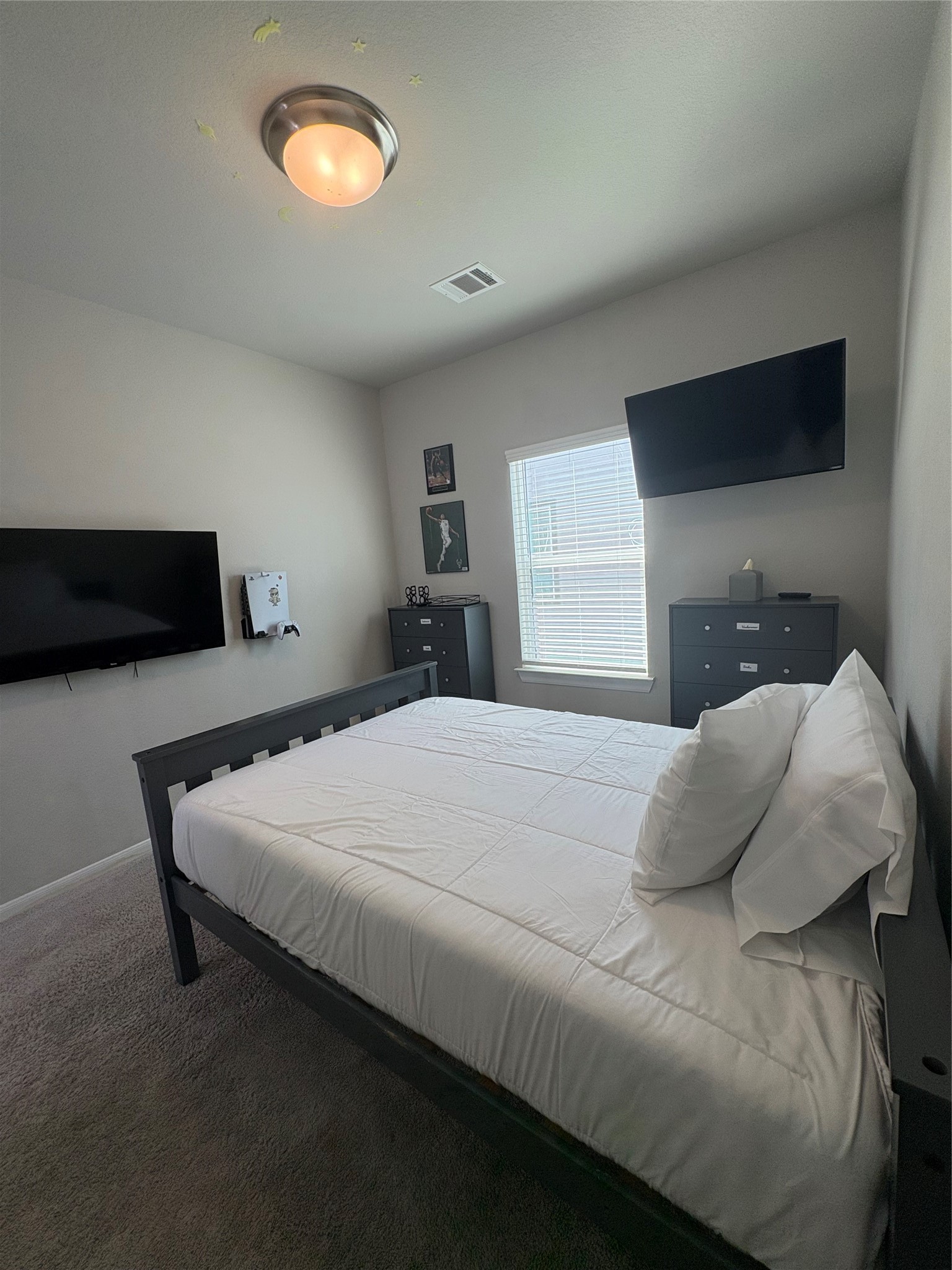 1239 Marvista Lane Rosharon, TX 77583 - Photo 28 of 50 a bedroom with a bed and a tv