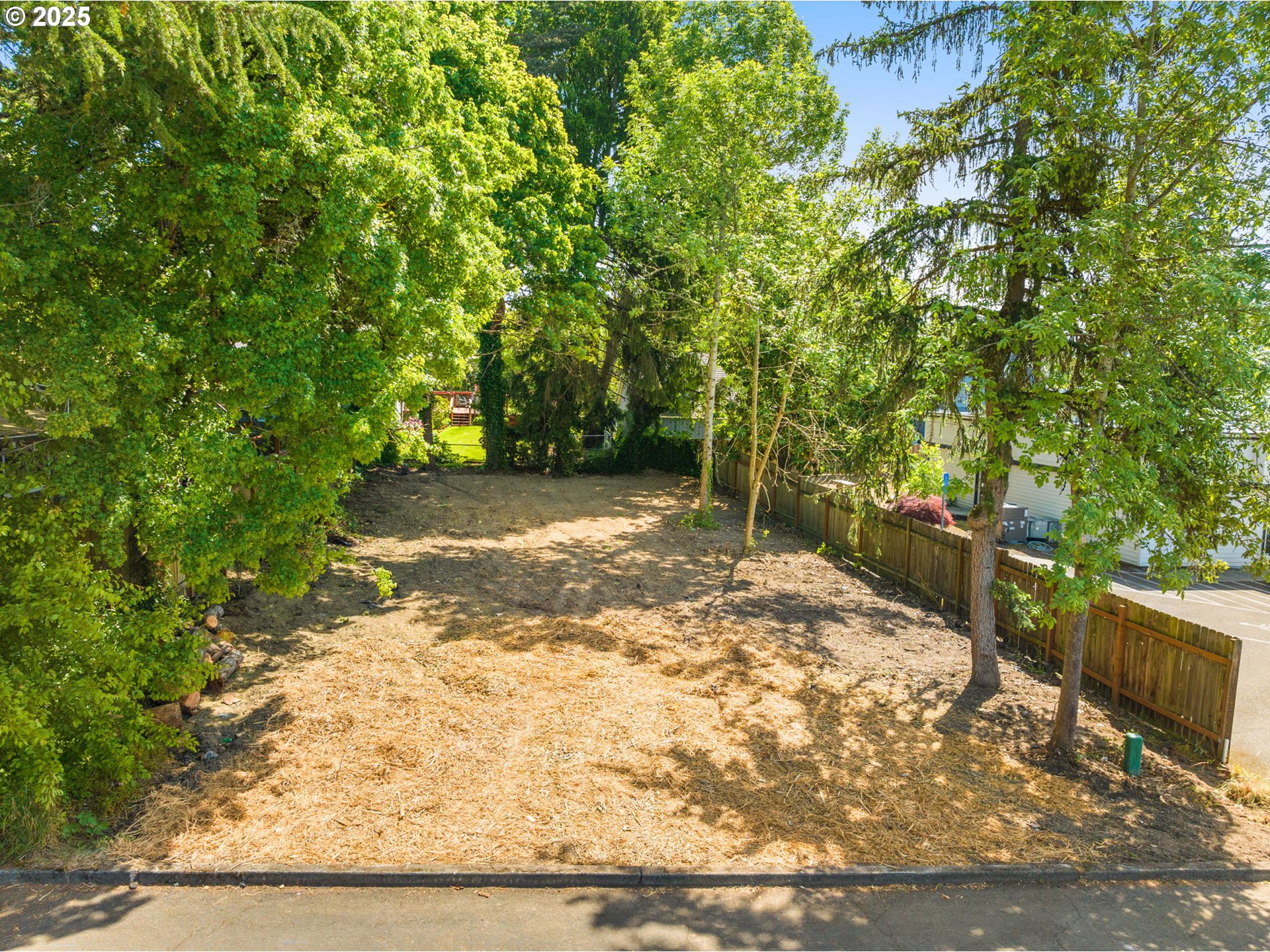 Southwest Poplar Lane Portland, OR 97225 - Photo 2 of 5 Gallery Image 2