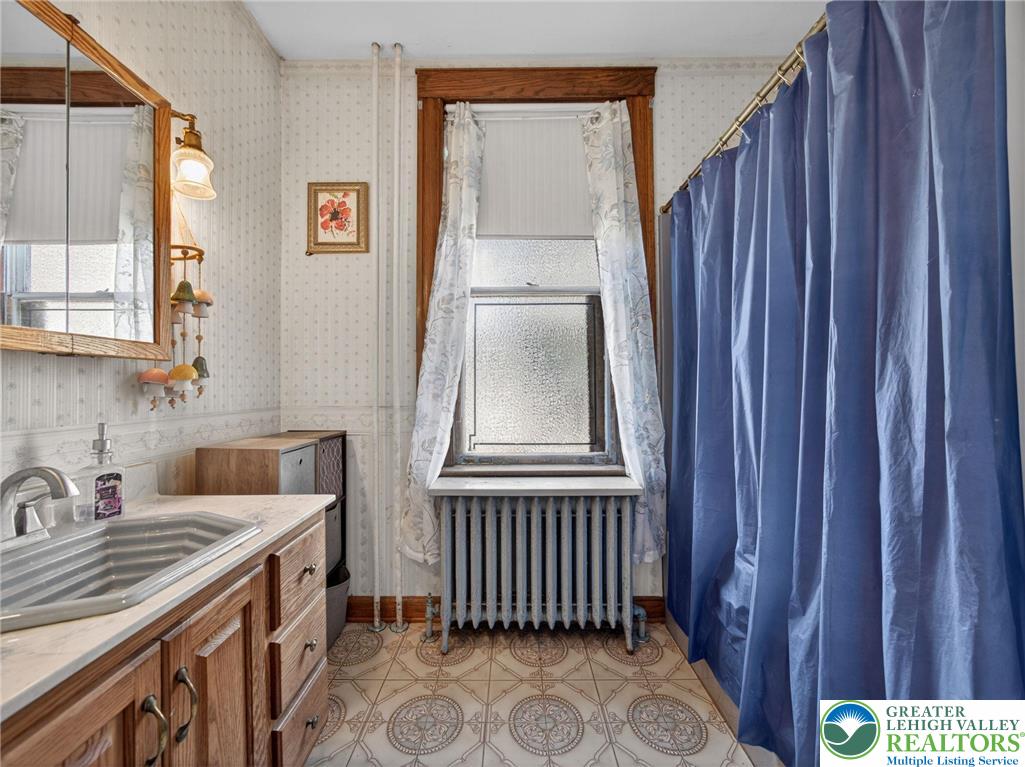231 Main Street Slatington, PA 18080 - Photo 20 of 44