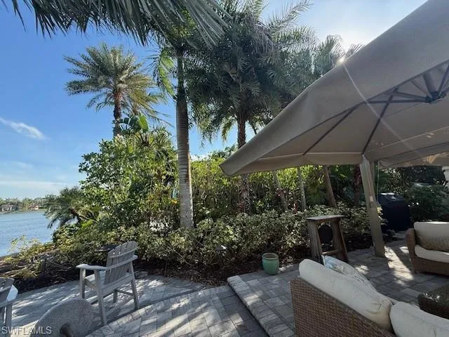 $699,000 | 4840 Carriage Court, Naples, FL 34114