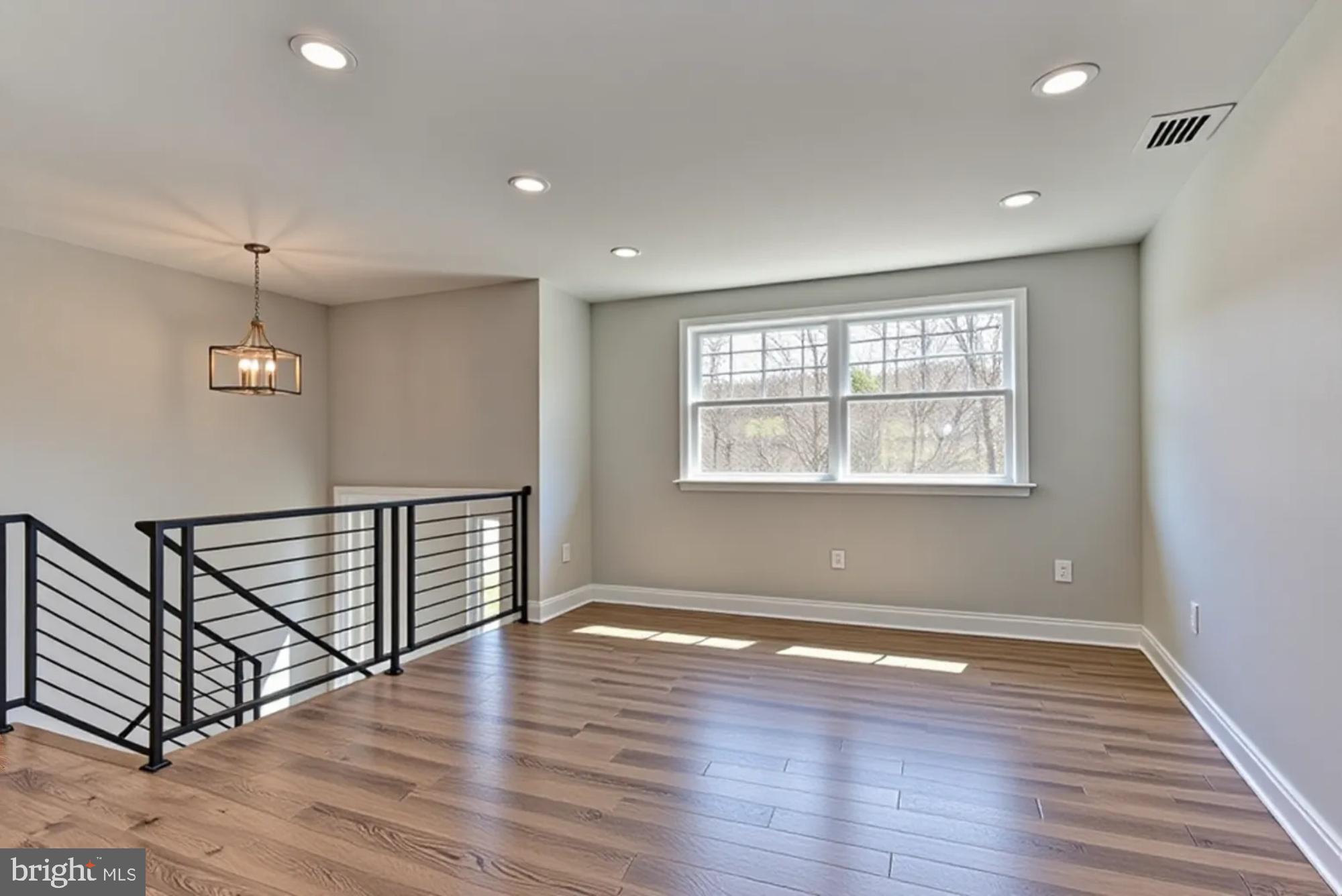 415 Ritchie Parkway Rockville, MD 20852 - Photo 6 of 30
