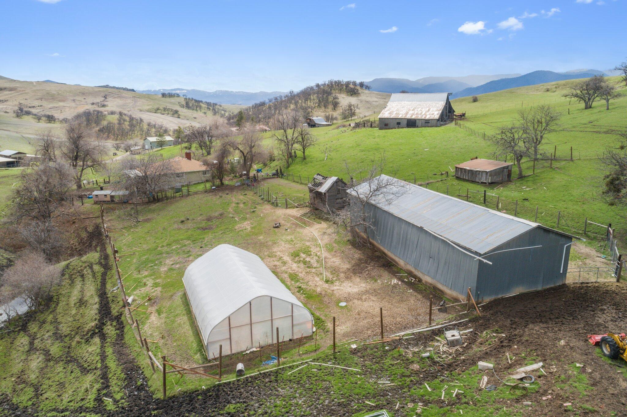 3403 North Valley View Road Ashland, OR 97520 - Photo 13 of 51 28-web-or-mls-DJI_0138