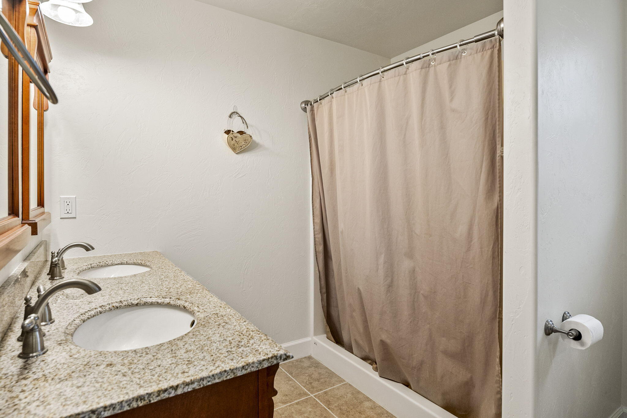 685 Northwest Rimrock Drive Redmond, OR 97756 - Photo 25 of 45 25-web-or-mls-685 NW Rimrock Dr, Redmond