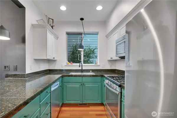 $499,550 | 2367 Yakima Court, Tacoma, WA 98405