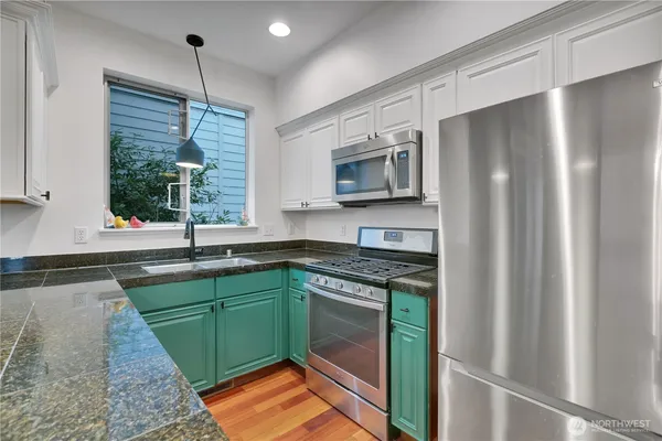 $499,550 | 2367 Yakima Court, Tacoma, WA 98405