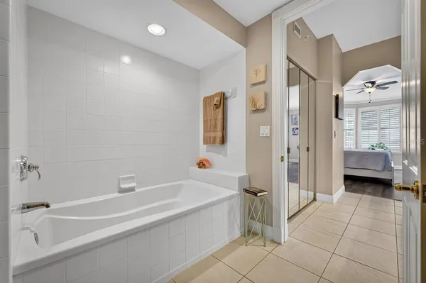 $350,000 | 4628 Harbour Village Boulevard, Unit 2206, Ponce Inlet, FL 32127