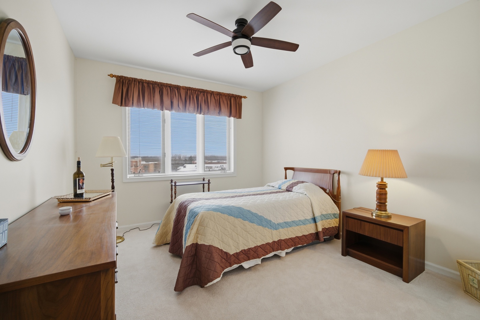 650 South River Road, Unit 801 Des Plaines, IL 60016 - Photo 28 of 34