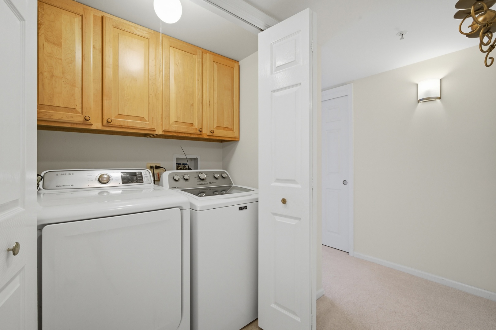 650 South River Road, Unit 801 Des Plaines, IL 60016 - Photo 30 of 34