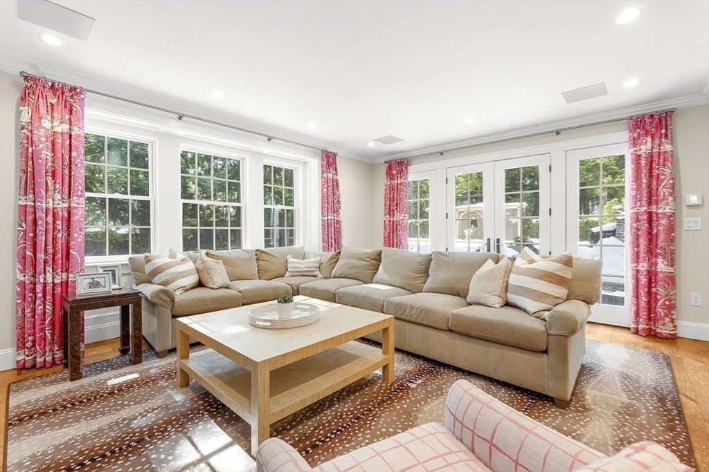 22 Valley Road Wellesley, MA 02481 - Photo 13 of 42