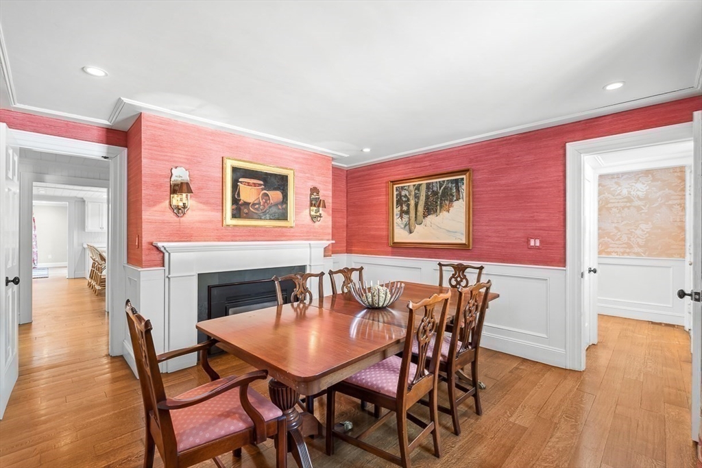 22 Valley Road Wellesley, MA 02481 - Photo 15 of 42