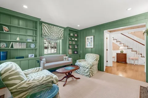 $5,395,000 | 22 Valley Road, Wellesley, MA 02481