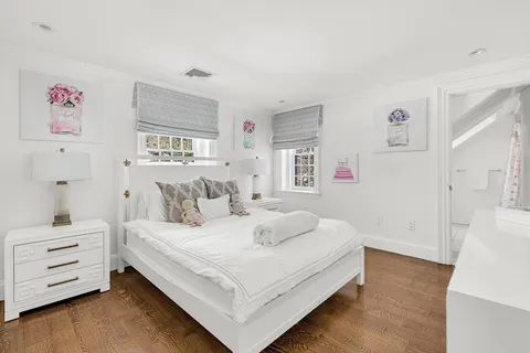 $5,395,000 | 22 Valley Road, Wellesley, MA 02481