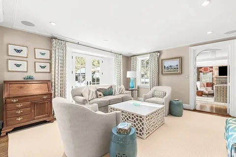 $5,395,000 | 22 Valley Road, Wellesley, MA 02481