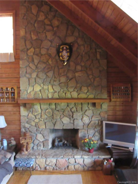 555 Hunt Road Denton, NC 27239 - Photo 3 of 24