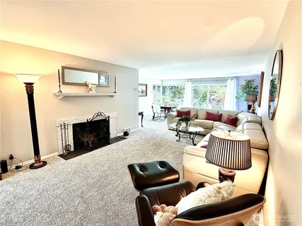 $1,249,950 | 707 West Bertona Street, Seattle, WA 98119
