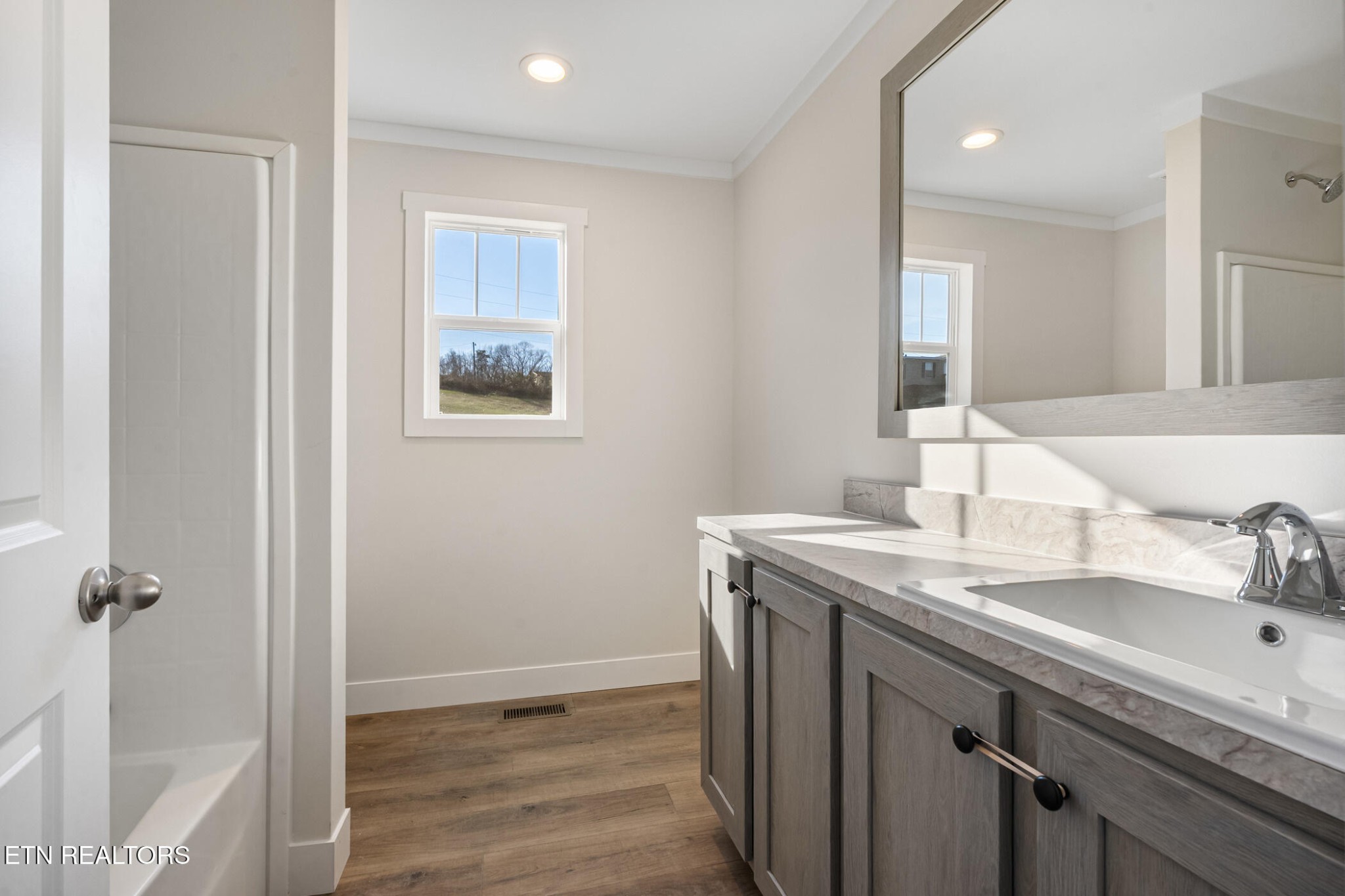 1535 West Wade Road Loudon, TN 37774 - Photo 8 of 30 Gallery Image 8