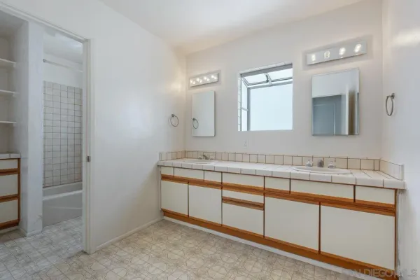 $1,499,000 | 1250 Myrtle Avenue, San Diego, CA 92103