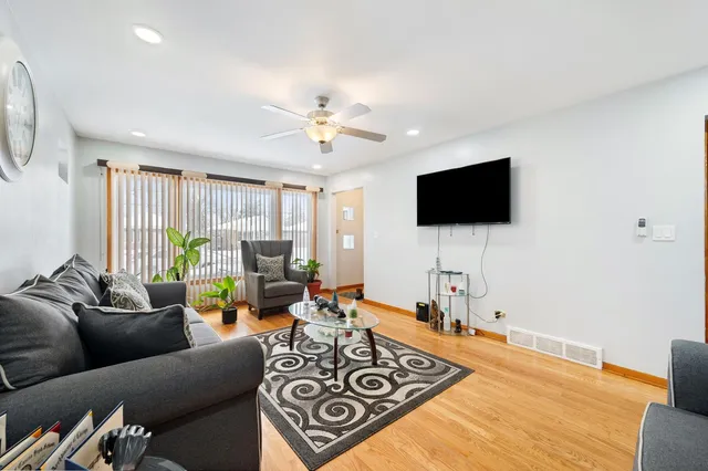 $235,000 | 15726 Ingleside Avenue, Dolton, IL 60419