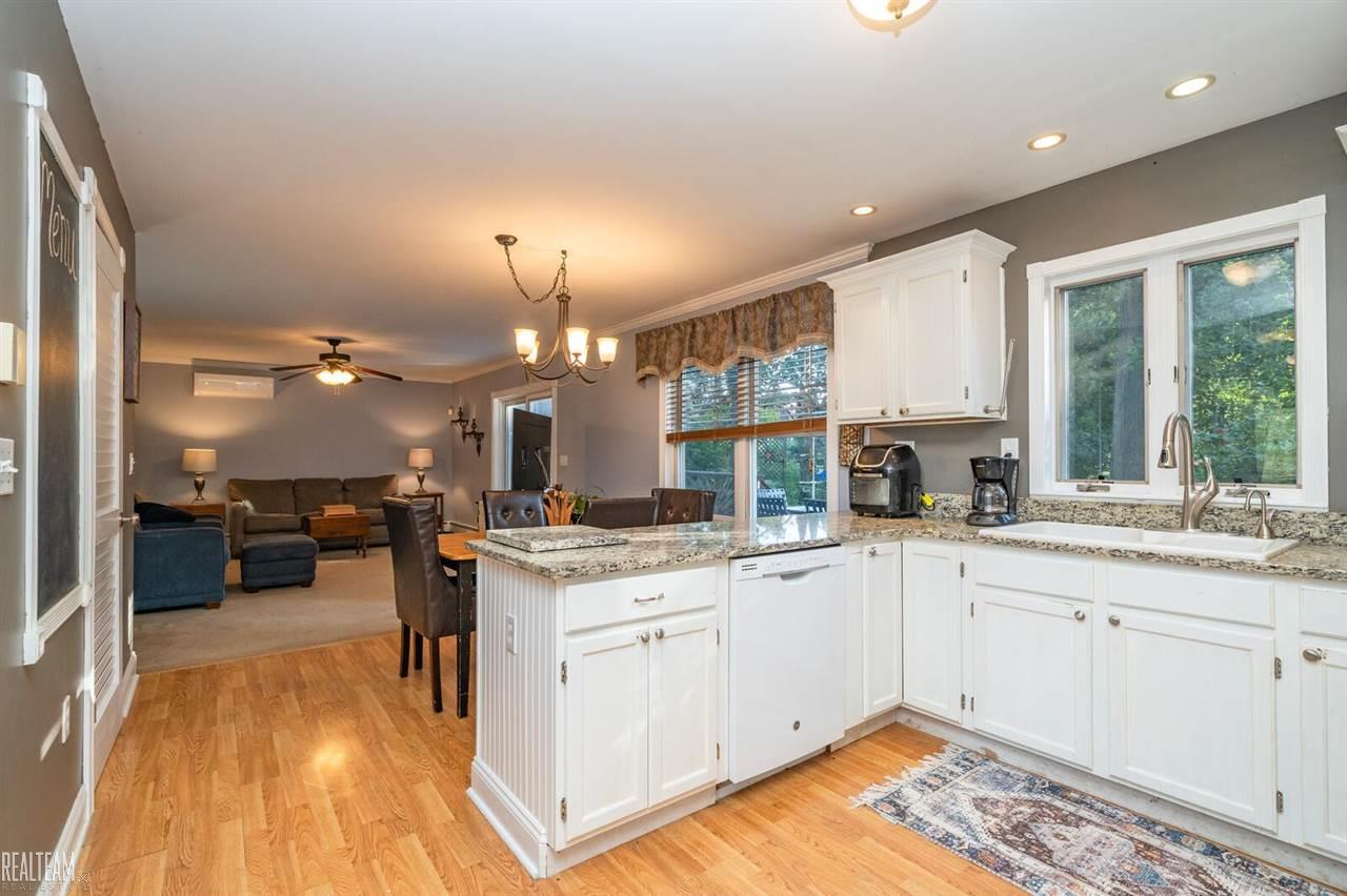 51954 Sass Road New Baltimore, MI 48047 - Photo 10 of 30 50056698-9.JPG
