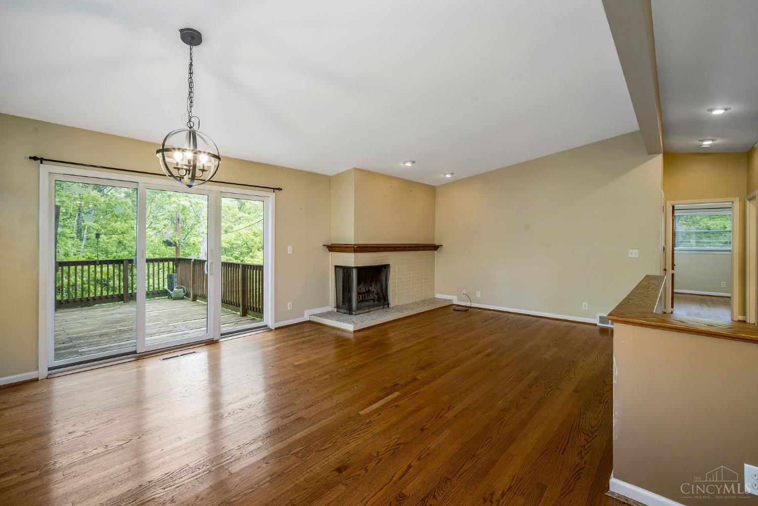 9960 Daly Road Cincinnati, OH 45231 - Photo 15 of 39 Gallery Image 15