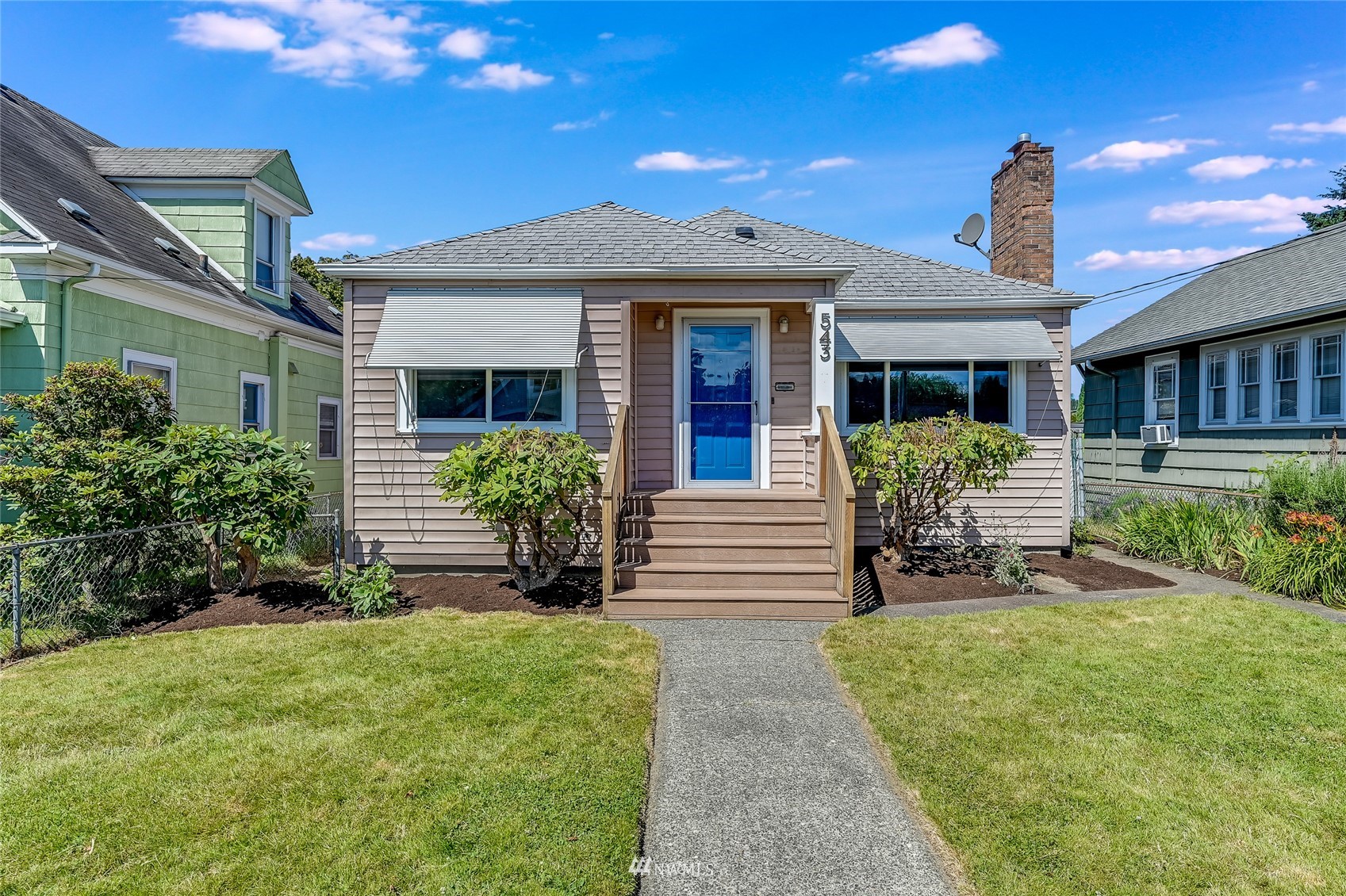 543 Morris Avenue South Renton, WA 98057 - Photo 1 of 29 Gallery Image 1