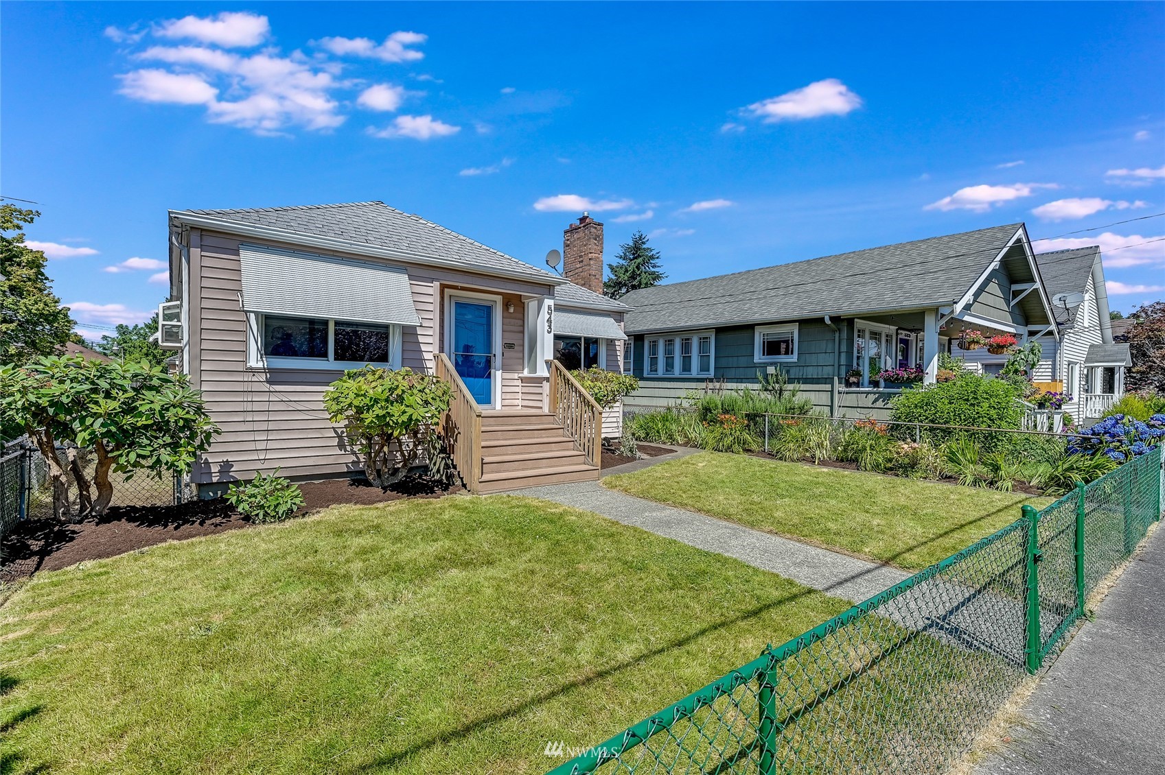 543 Morris Avenue South Renton, WA 98057 - Photo 3 of 29 Gallery Image 3