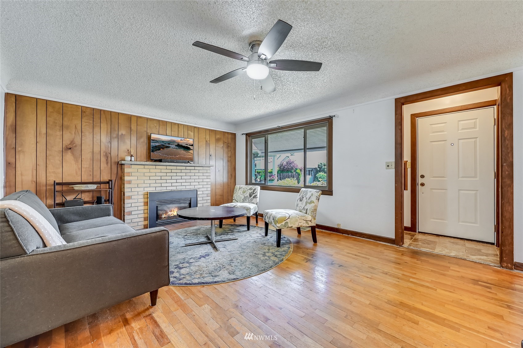 543 Morris Avenue South Renton, WA 98057 - Photo 5 of 29 Gallery Image 5