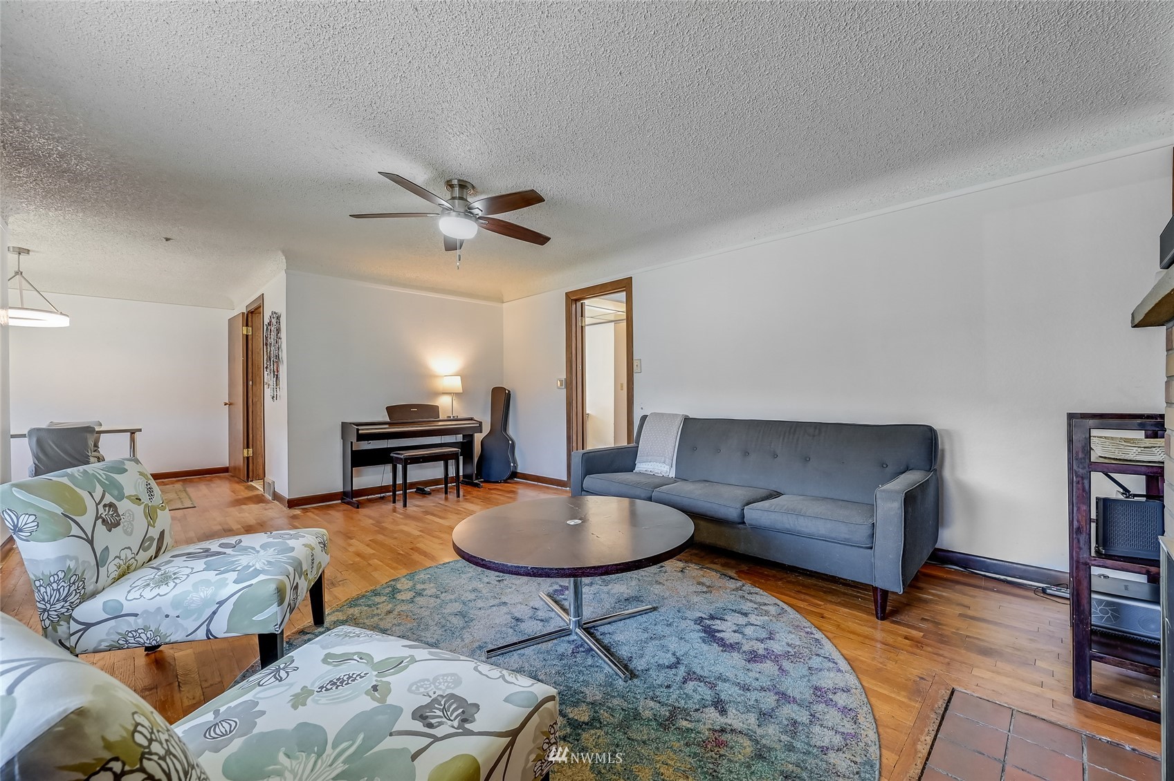 543 Morris Avenue South Renton, WA 98057 - Photo 6 of 29 Gallery Image 6