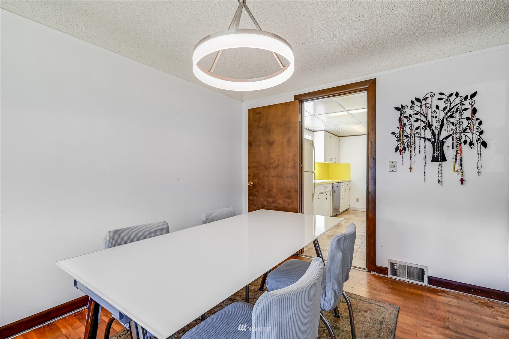 543 Morris Avenue South Renton, WA 98057 - Photo 10 of 29 Gallery Image 10