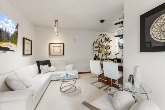 $850,000 | 1750 Village East Road, Unit 409 (5409), Olympic Valley, CA 96146