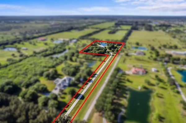 $1,325,000 | 5250 21st Street Southwest, Vero Beach, FL 32968