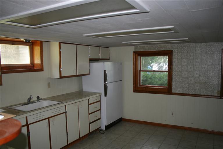 184 Cedar Lake Road Chelsea, MI 48118 - Photo 7 of 10 Photo 7