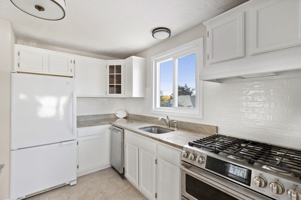 25 9th Road Marshfield, MA 02050 - Photo 7 of 23 Gallery Image 7