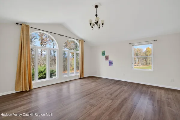 $524,500 | 356 Old Stage Road, Saugerties, NY 12477