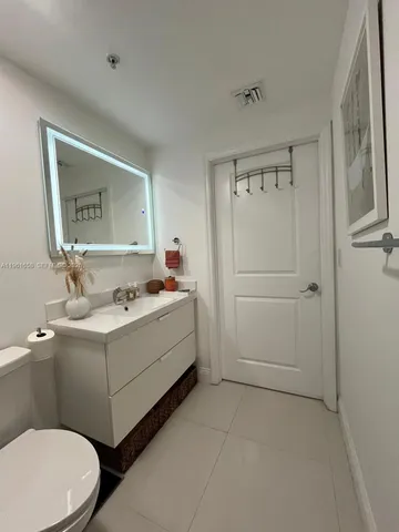 $3,500 | 7910 Harbor Island Drive, Unit 608, North Bay Village, FL 33141