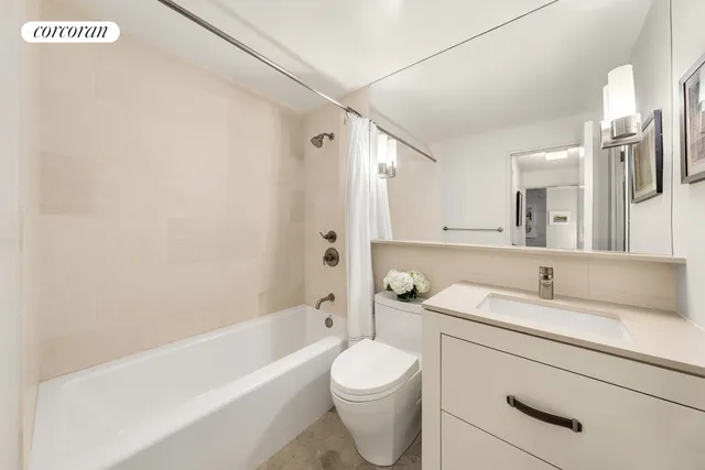 $1,395,000 | 200 Central Park South, Unit 3I | Central Park South