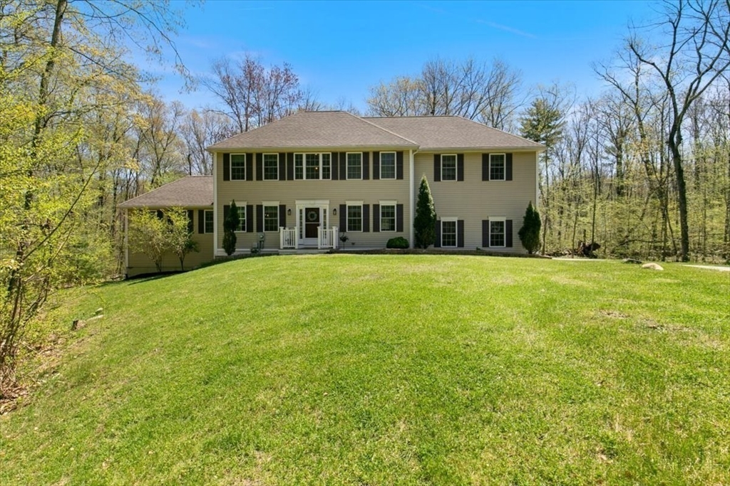 7 1/2 Parsonage Hill Road Haverhill, MA 01832 - Photo 3 of 41 Gallery Image 3