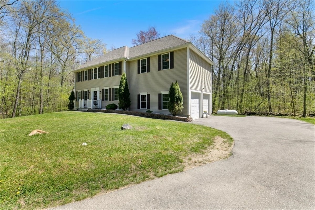 7 1/2 Parsonage Hill Road Haverhill, MA 01832 - Photo 5 of 41 Gallery Image 5
