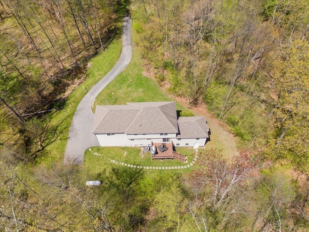 7 1/2 Parsonage Hill Road Haverhill, MA 01832 - Photo 6 of 41 Gallery Image 6