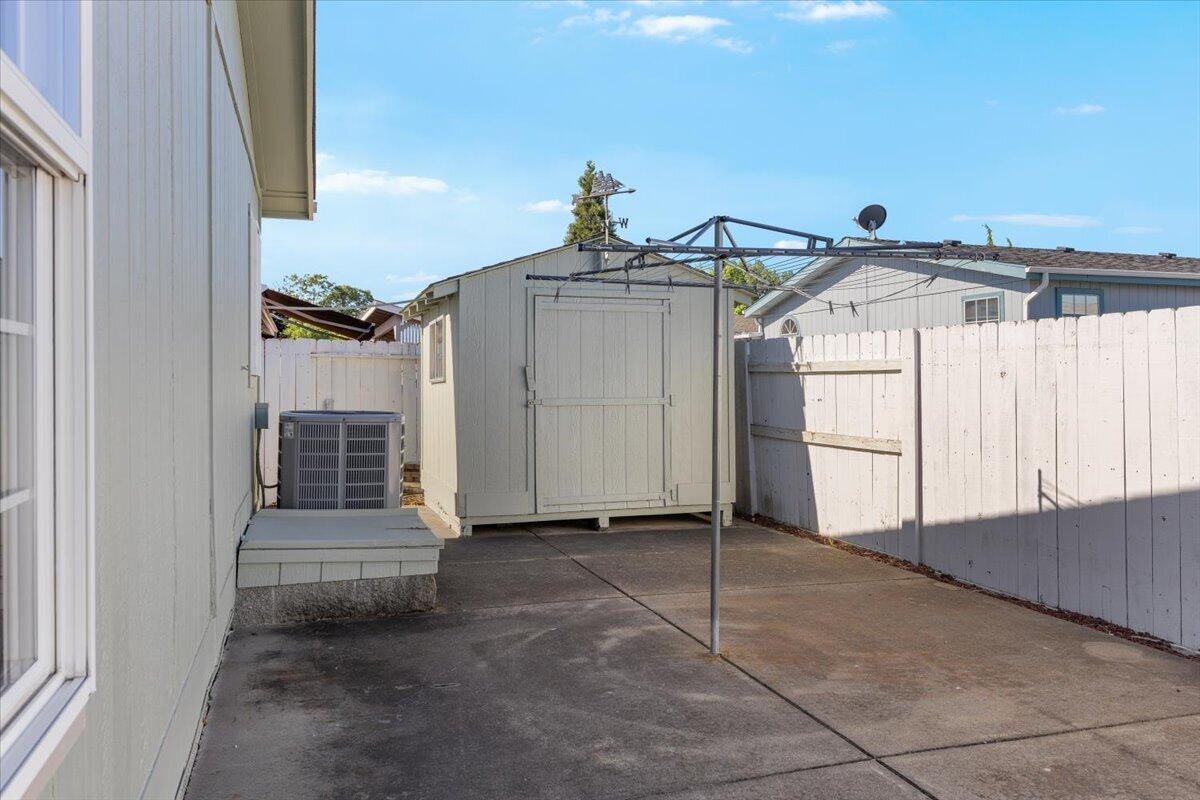 555 Freeman Road, Unit 257 Central Point, OR 97502 - Photo 24 of 26