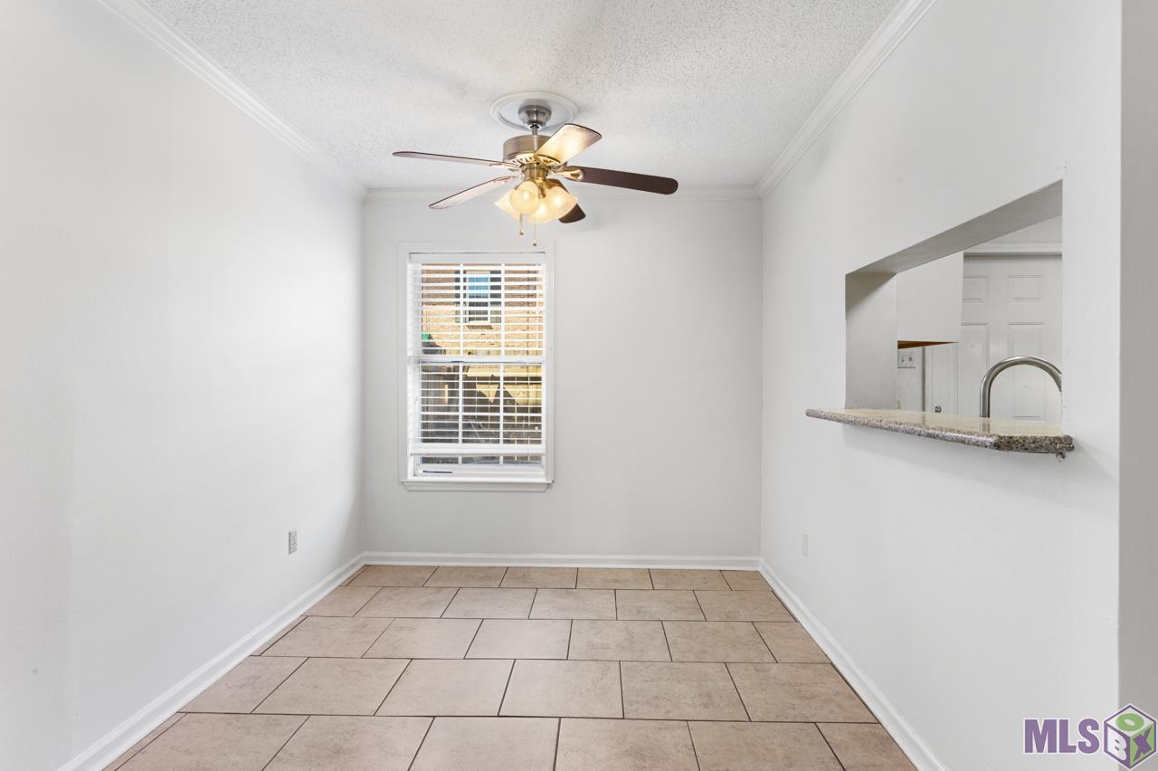 4624 Parkoaks Drive, Unit 11 Baton Rouge, LA 70816 - Photo 6 of 11