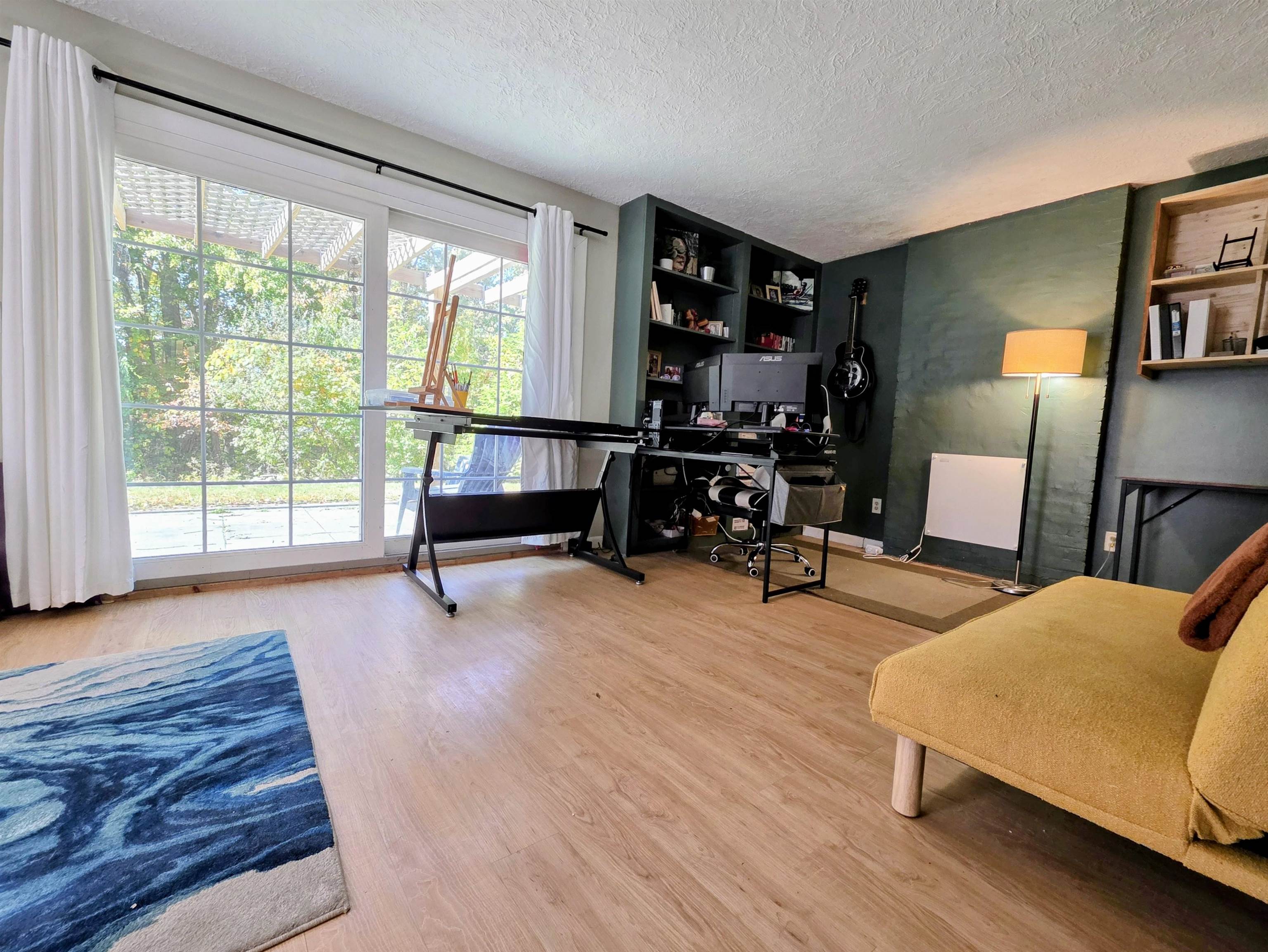 103 Mammoth Road Hooksett, NH 03106 - Photo 17 of 47